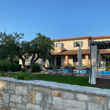 Noce Villa